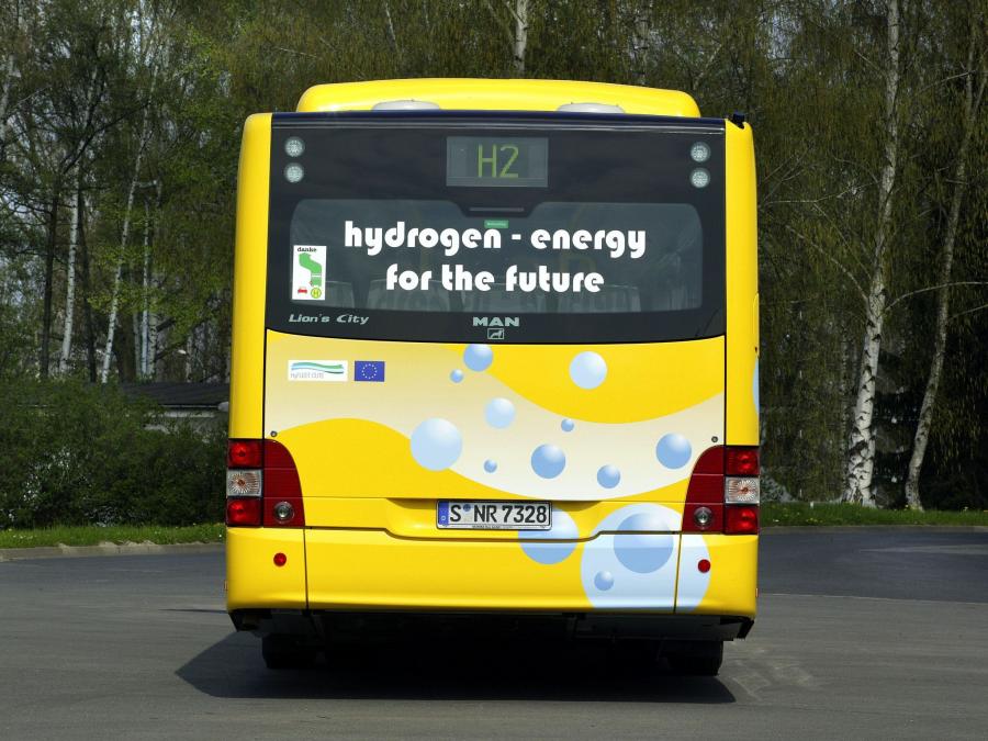  MAN &rsquo;City Hybrid 2007 года  (фото 12 из 16)